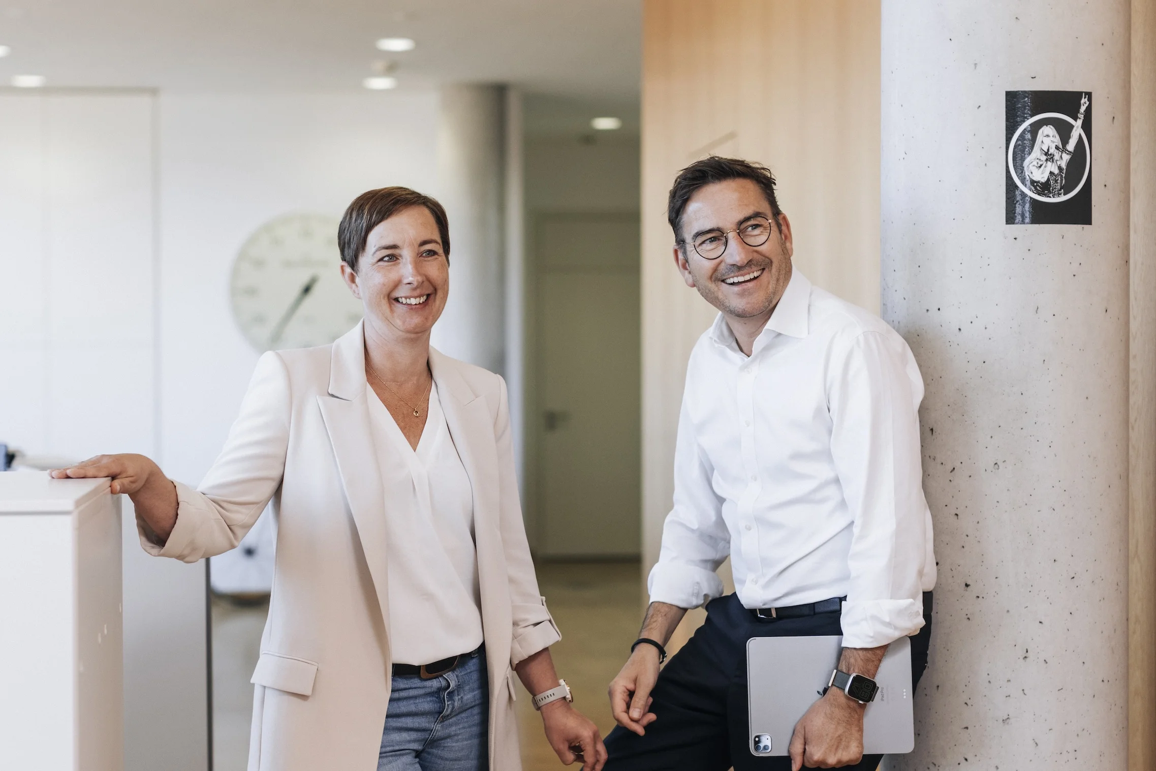 Martin Reitmaier (Partner und Fachanwalt für Strafrecht) und Simone Biermann (Rechtsanwaltsfachangestellte)